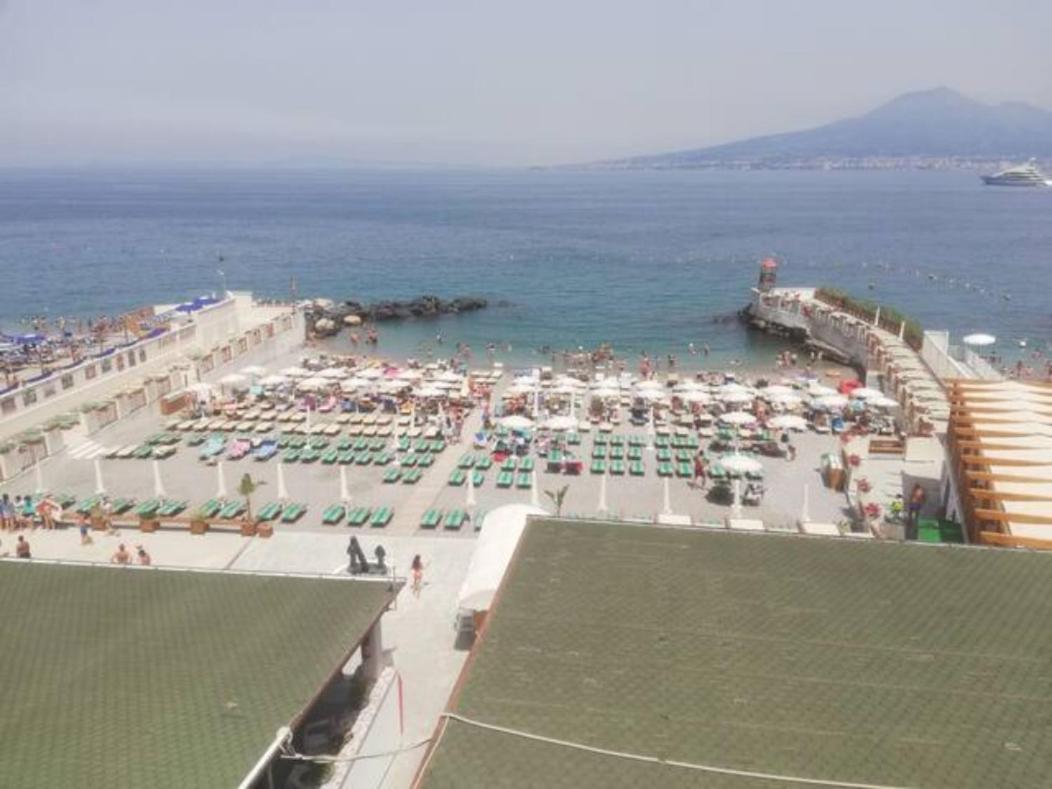 Maremonti Apartments Castellammare di Stabia Buitenkant foto