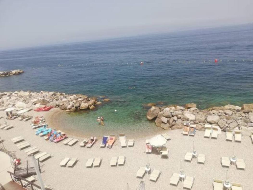 Maremonti Apartments Castellammare di Stabia Buitenkant foto